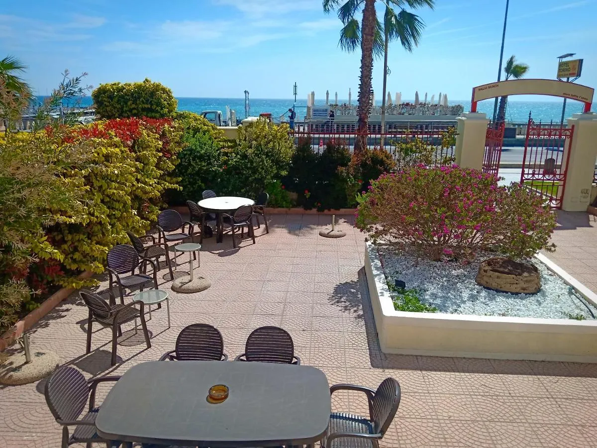 Palm Beach Diano Marina Aparthotel